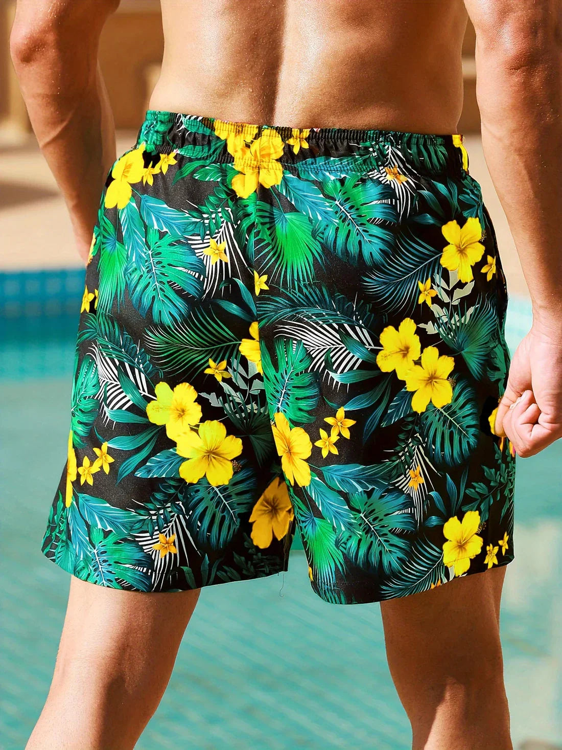 David - Tropische Shorts mit Blumenmuster