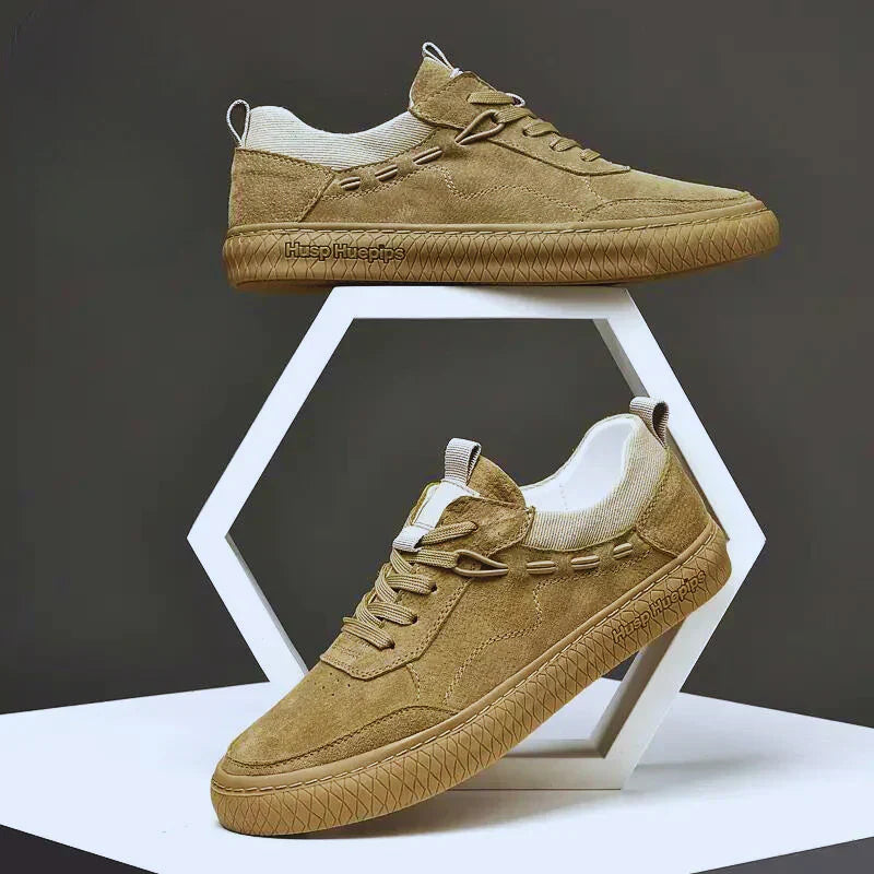 Maxwell - Lässige Sneakers aus Wildleder mit strukturierter Sohle