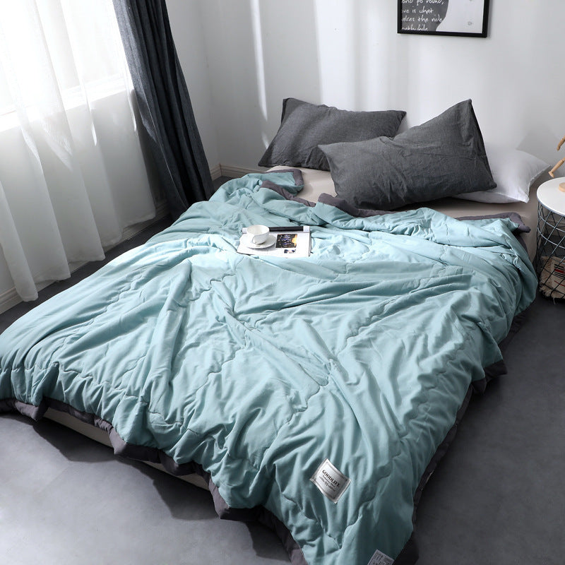 Atmungsaktive Sommerbettdecke aus Baumwolle