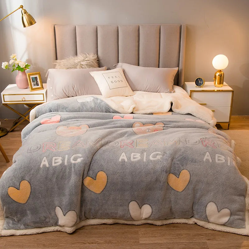 Gesteppte Winterdecke mit Muster