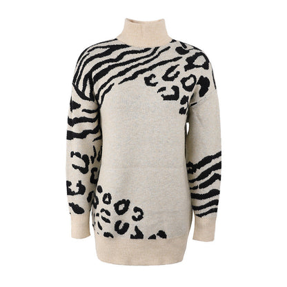 Leopardenpullover mit hohem Kragen