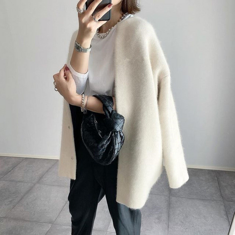 Sandrine – Strickjacke – Elegante Weichheit für den Alltag
