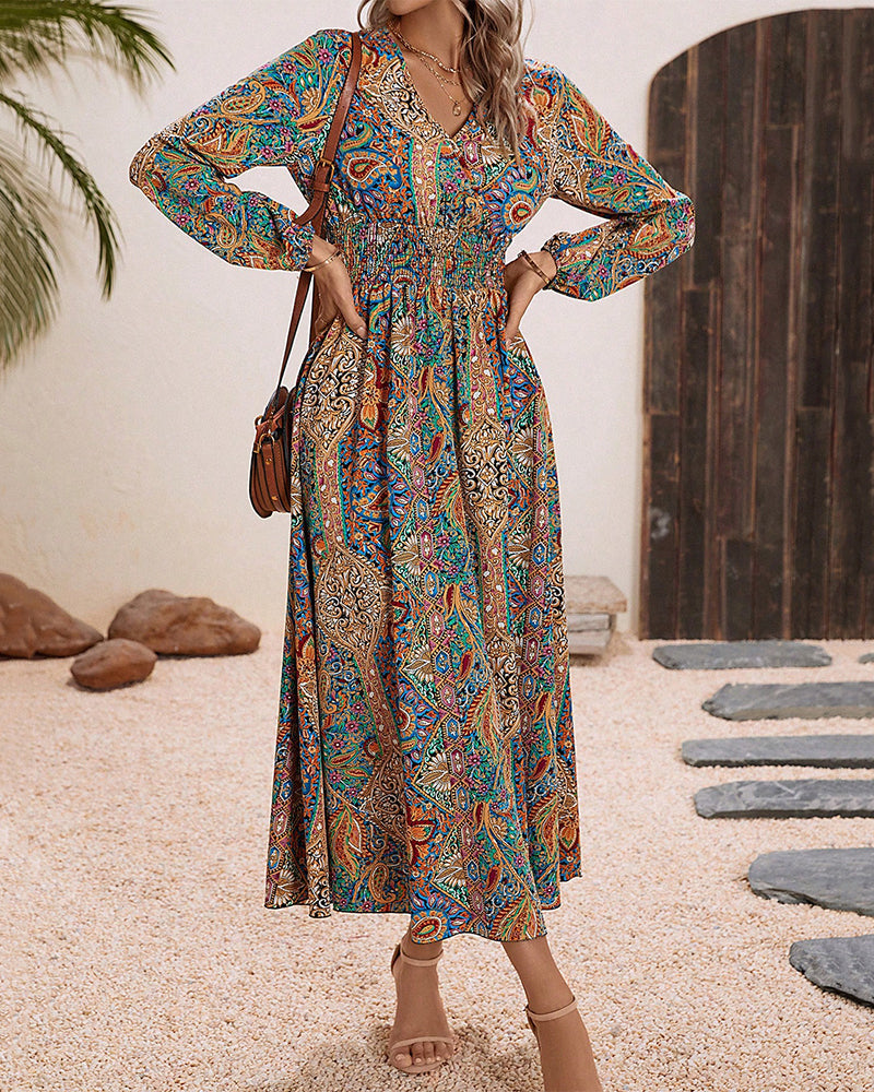 Gina – Elegantes Kleid mit buntem Paisley-Muster