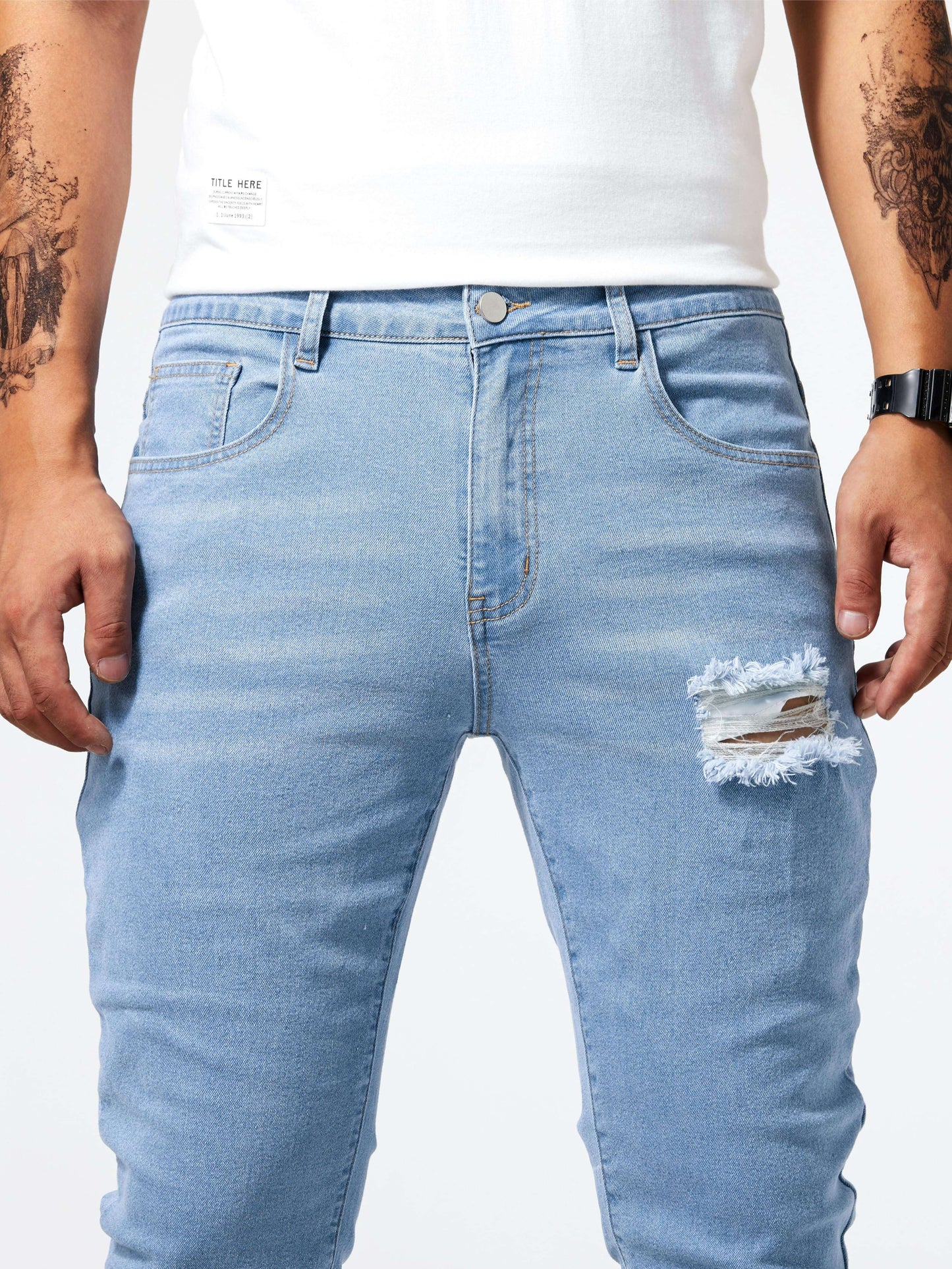 Levi - Hellblaue zerrissene Jeans