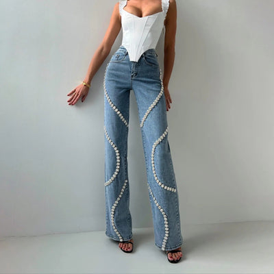 Damenjeans mit dekorativen Strasssteinen gerade geschnitten - Eloísa