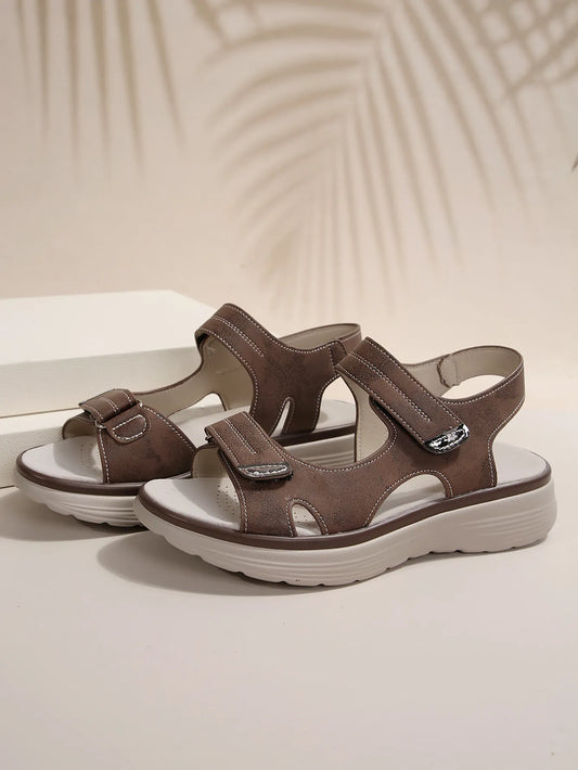 Kara - Sandalen mit dicken Absätzen und Klettverschlüssen