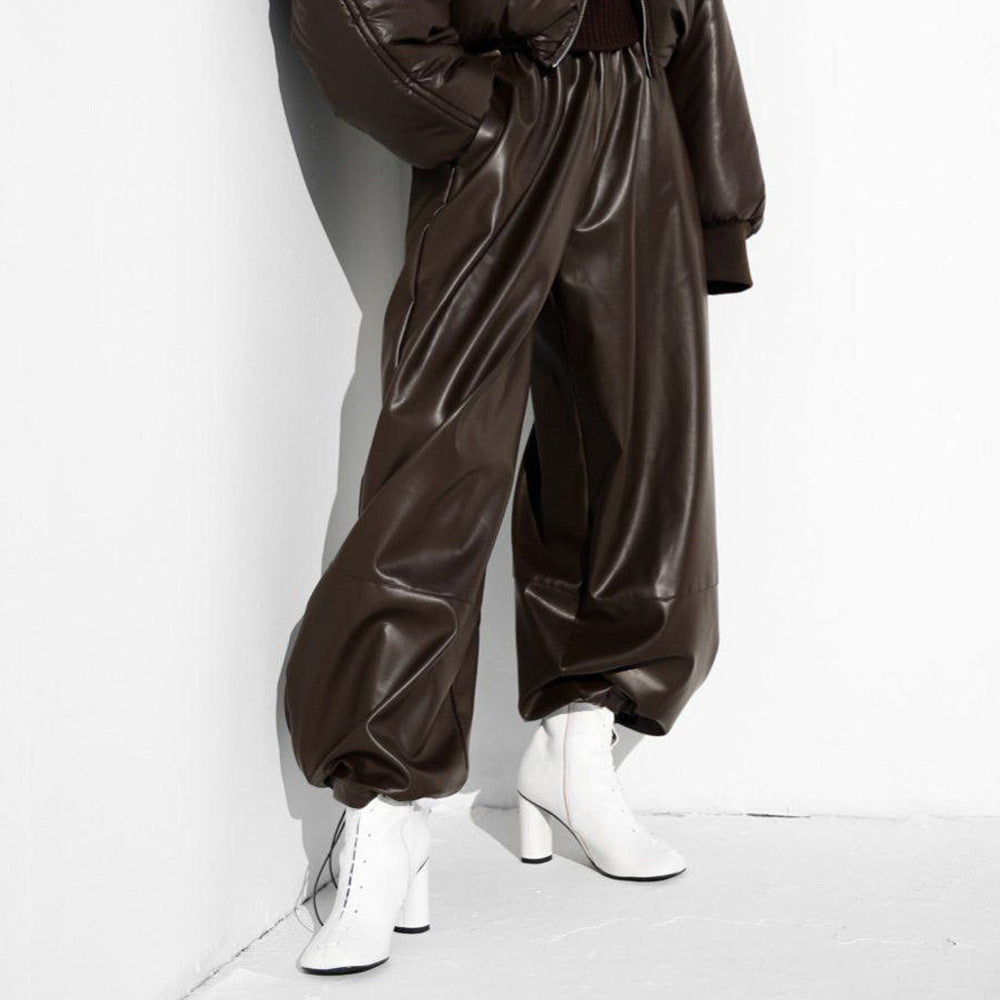 Damenhose mit Ledereffekt und Schnürsaum - Eirenne