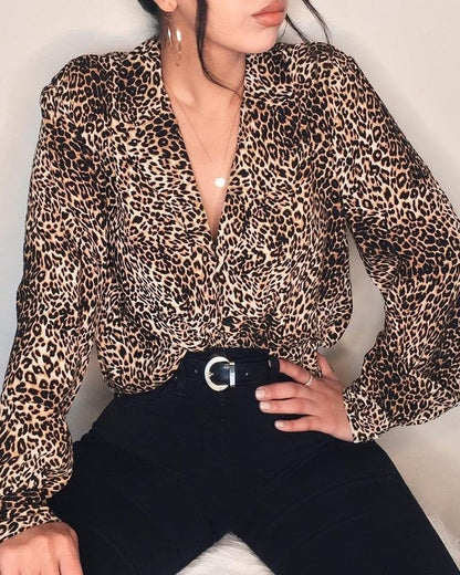 LEONA- Bluse mit Leopardenmuster