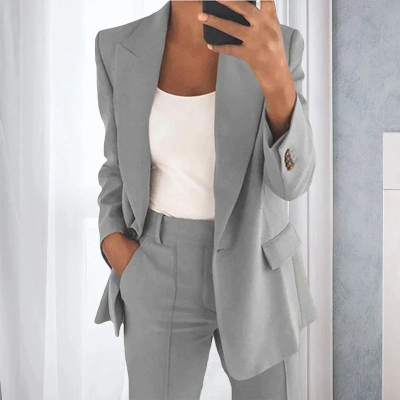 TARA - Business Blazer und Hose