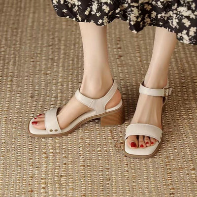 Quadratische Damen-Sandalen mit breitem Absatz und verstellbarem Riemen - Mireille