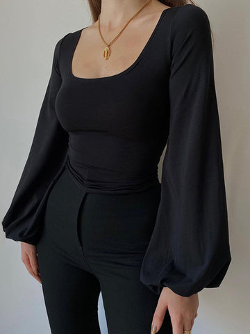 Alexa - Bluse mit quadratischem Ausschnitt und Puffärmeln