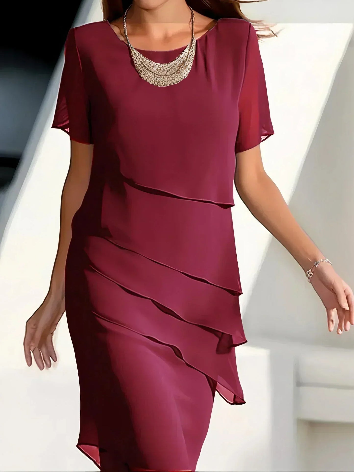 Arna - Elegantes Kleid mit Bauchbedeckung