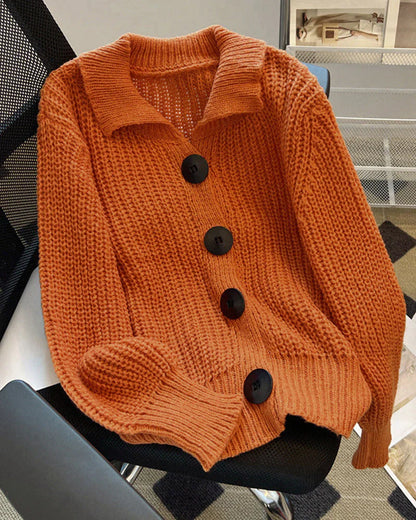 DANA - Strickjacke mit großem Knopf