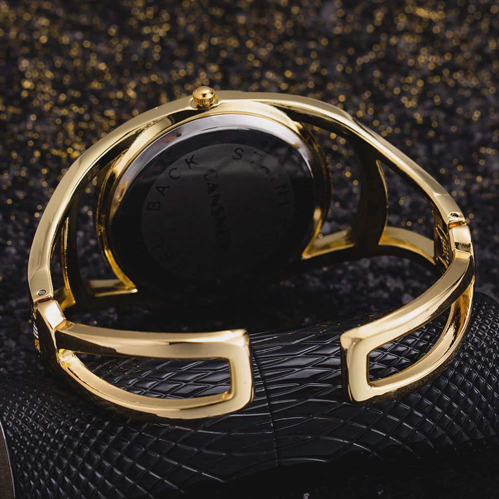 Cansnow Vintage Armreif Uhr