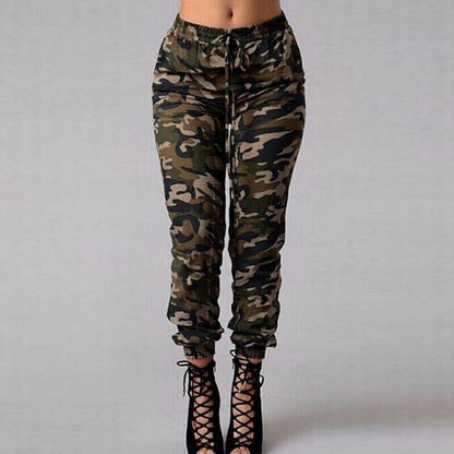 Serafina Hosen - Bequeme Damen Hose mit Camouflage-Muster – lässig und modebewusst