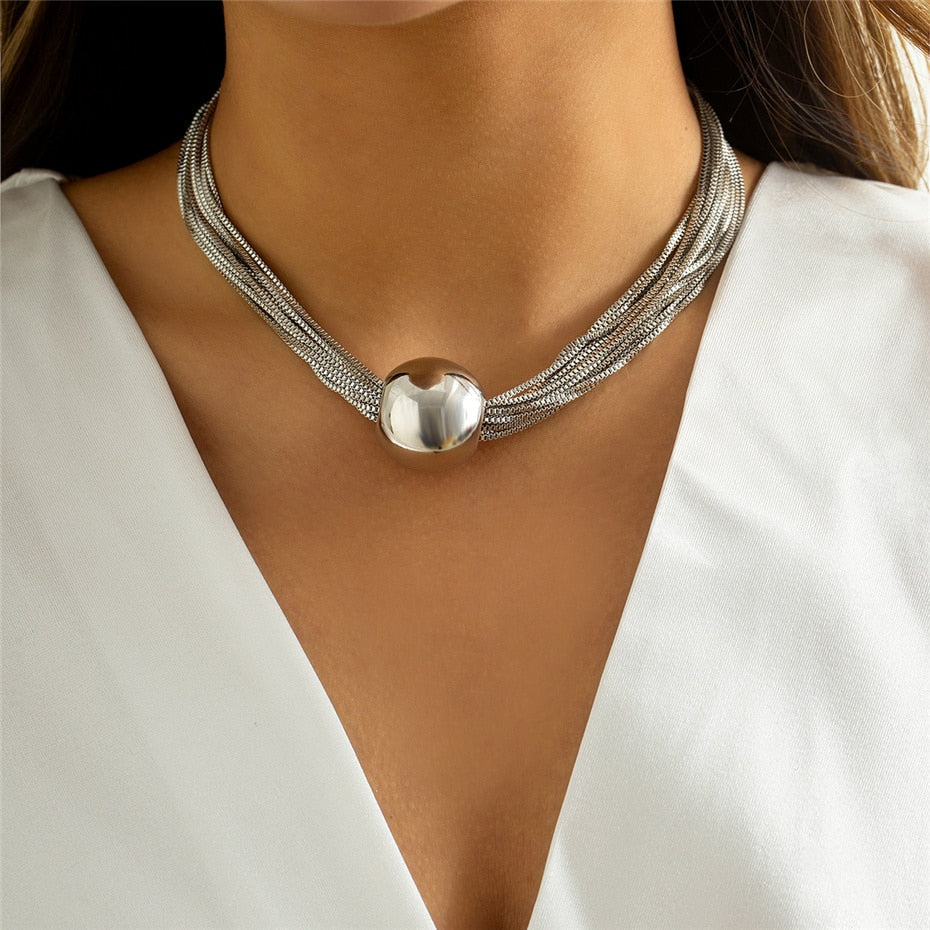 Izy Lynden Schillernde Kette Choker