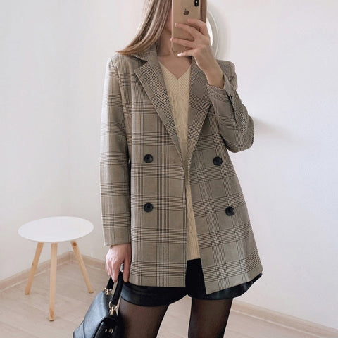 Carinesse - Blazerjacke mit Vintage-Karos Chic und Lässigkeit