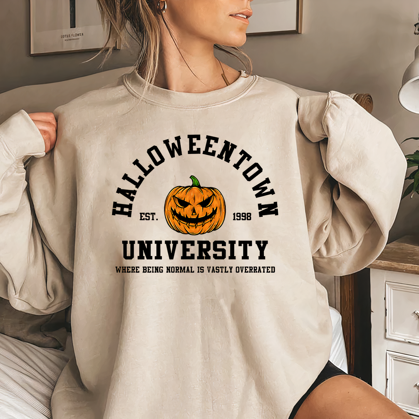 RAELYN - Halloweentown Universität Sweatshirt