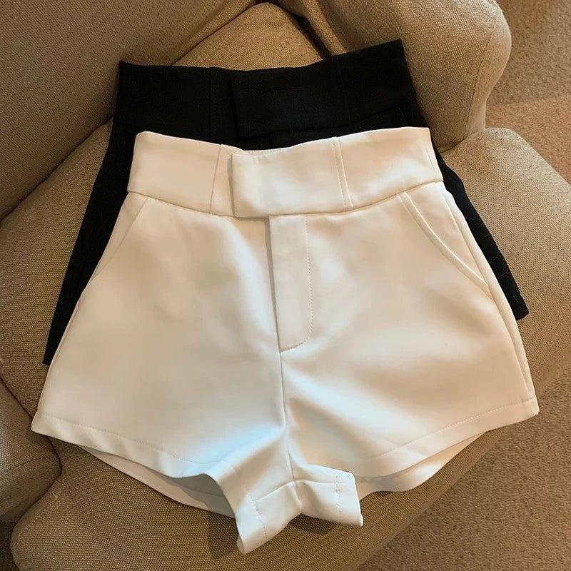 Sina - Elegante Shorts mit hoher Taille