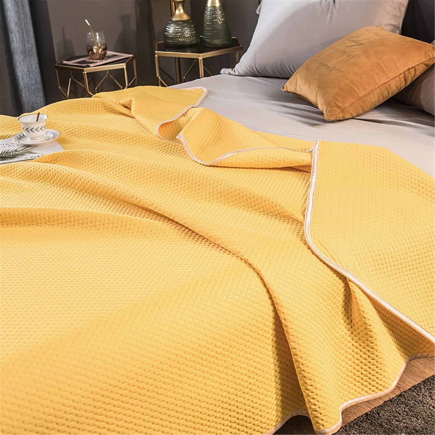 Sommerliche Seidenbettdecke