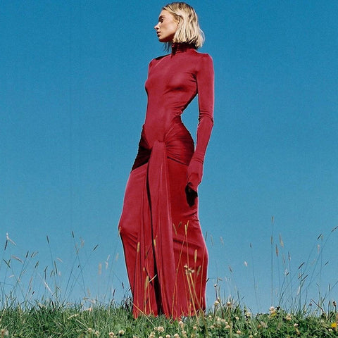 Monet - Elegantes Maxikleid mit Stehkragen und langen Ärmeln