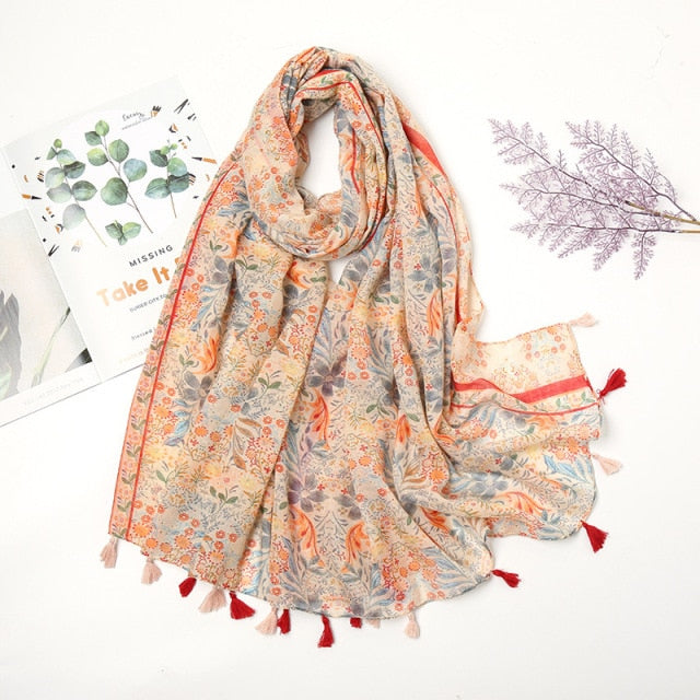 Pashmina-Schal mit floralen Pompons