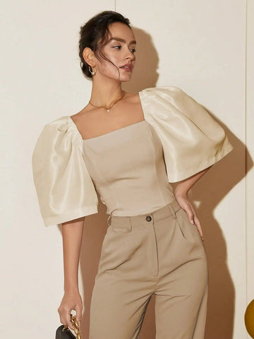 Johanna - Elegantes Top mit Laternenärmeln und quadratischem Kragen