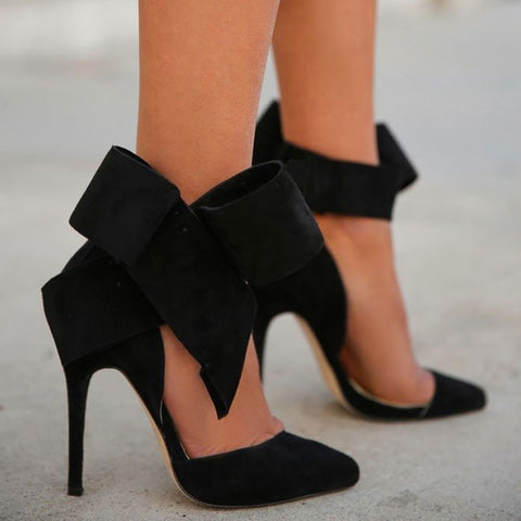 Hanna - Vintage Wildleder Stiletto Heels mit spitzer Zehe und Knöchelriemen